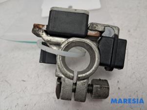 Begagnade Batterisensor Renault Master III (FV) 2.3 dCi 170 16V FWD Pris på förfrågan erbjuds av Maresia Parts