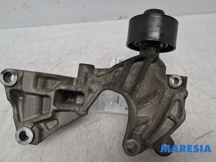 Usagé Support dynamo bas Renault Twingo III (AH) 1.0 SCe 70 12V Prix € 25,00 Règlement à la marge proposé par Maresia Parts