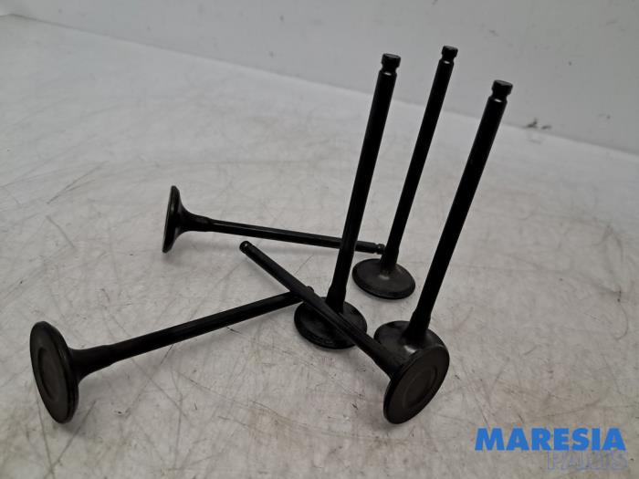 Gebrauchte Auspuffventil Citroen DS3 (SA) 1.2 12V PureTech 82 Preis € 25,00 Margenregelung angeboten von Maresia Parts