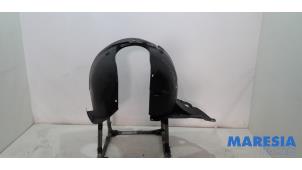Begagnade Isolering, hjulhus Citroen C4 Cactus (0B/0P) 1.2 PureTech 110 12V Pris € 34,99 Marginaltabell erbjuds av Maresia Parts