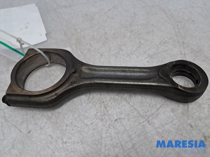 Gebrauchte Pleuelstange Peugeot 308 SW (L4/L9/LC/LJ/LR) 1.6 BlueHDi 120 Preis € 35,00 Margenregelung angeboten von Maresia Parts
