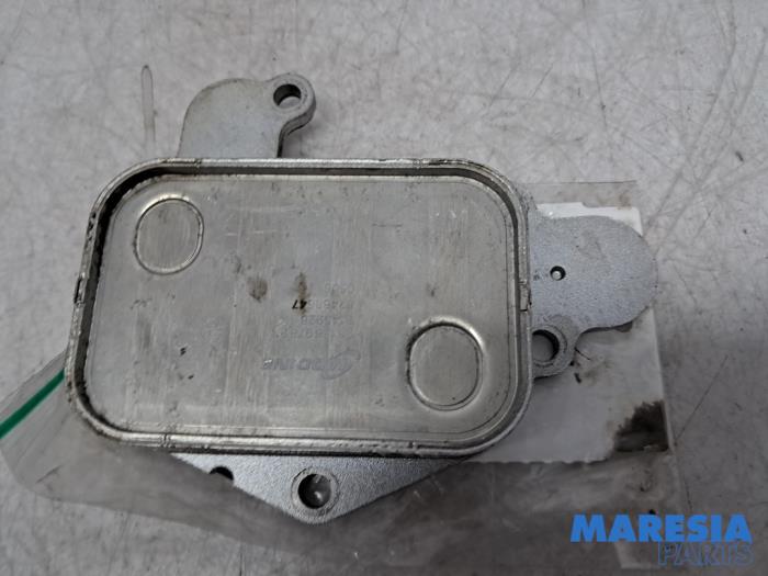 Gebrauchte Ölkühler Peugeot 5008 II (M4/MC/MJ/MR) 1.2 12V e-THP PureTech 130 Preis € 19,50 Margenregelung angeboten von Maresia Parts