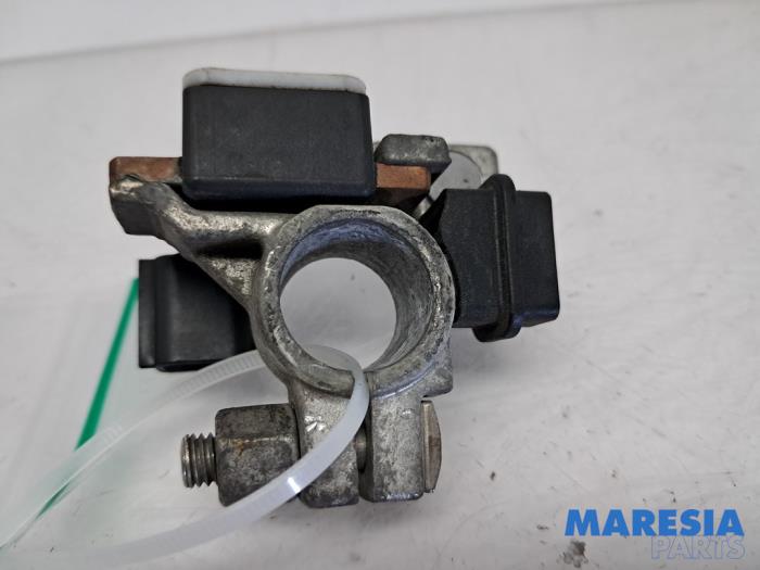 Begagnade Batterisensor Renault Zoé (AG) R90 Pris € 55,00 Marginaltabell erbjuds av Maresia Parts