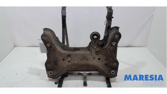 Begagnade Underram Opel Vivaro 1.6 CDTI 95 Euro 6 Pris € 90,75 Inklusive moms erbjuds av Maresia Parts
