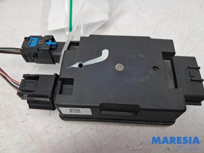 Begagnade ADM-bränslemodul Opel Movano 2.3 CDTi 16V FWD Pris € 90,75 Inklusive moms erbjuds av Maresia Parts