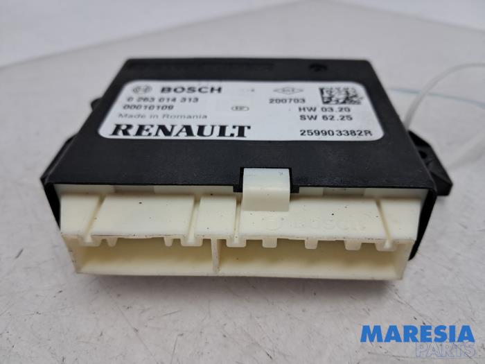 Begagnade PDC-modul Opel Movano 2.3 CDTi 16V FWD Pris € 133,10 Inklusive moms erbjuds av Maresia Parts