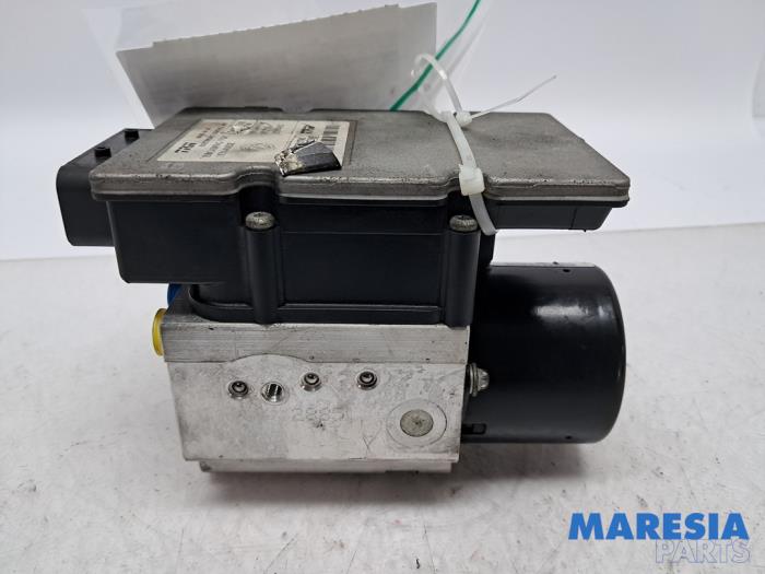 Gebrauchte ABS Pumpe Alfa Romeo 159 (939AX) 2.2 JTS 16V Preis € 99,99 Margenregelung angeboten von Maresia Parts