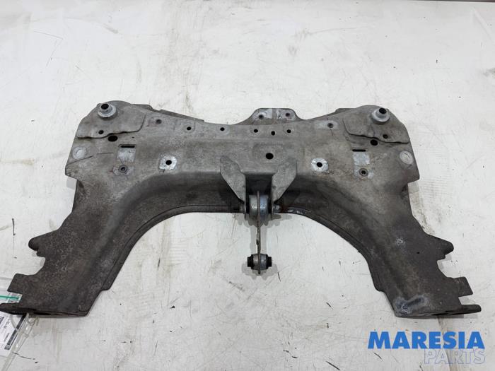 Used Subframe Renault Clio IV Estate/Grandtour (7R) 0.9 Energy TCE 90 12V Price € 50,00 Margin scheme offered by Maresia Parts