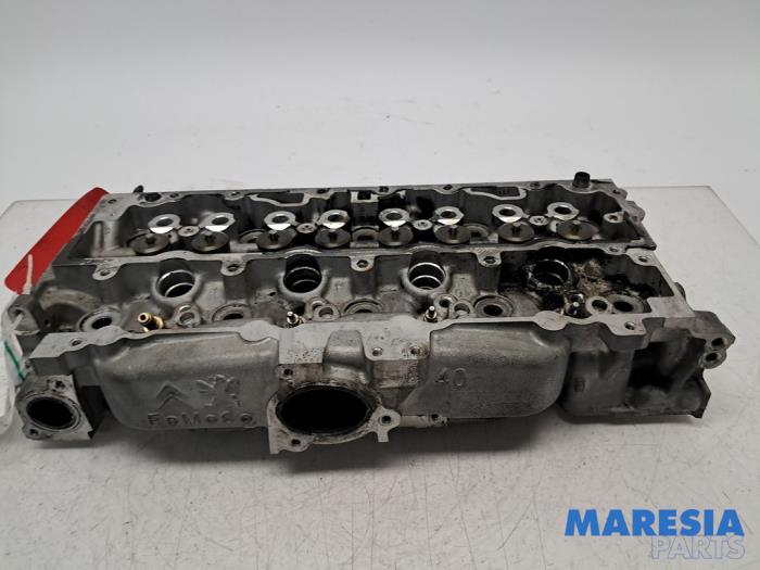 Gebrauchte Zylinderkopf Peugeot 5008 I (0A/0E) 1.6 HDiF 16V Preis € 150,00 Margenregelung angeboten von Maresia Parts