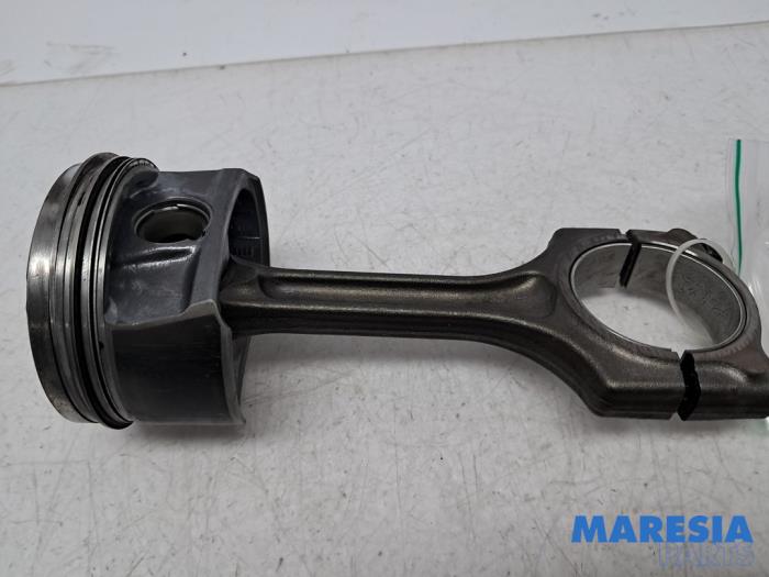 Gebrauchte Pleuelstange Citroen DS3 (SA) 1.6 16V VTS THP 155 Preis € 34,99 Margenregelung angeboten von Maresia Parts