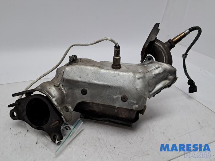 Używane Katalizator Renault Clio IV Estate/Grandtour (7R) 0.9 Energy TCE 90 12V Cena € 262,50 Procedura marży oferowane przez Maresia Parts