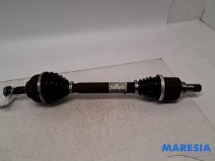 Used Front drive shaft, left Peugeot 3008 I (0U/HU) 2.0 HYbrid4 16V Price € 95,00 Margin scheme offered by Maresia Parts