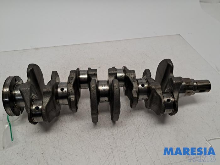 Usagé Vilebrequin Opel Vivaro 1.5 CDTI 102 Prix € 240,79 Prix TTC proposé par Maresia Parts