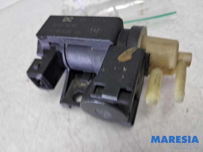 Usagé Régulateur pression turbo Renault Trafic (1FL/2FL/3FL/4FL) 1.6 dCi 95 Prix € 23,60 Prix TTC proposé par Maresia Parts