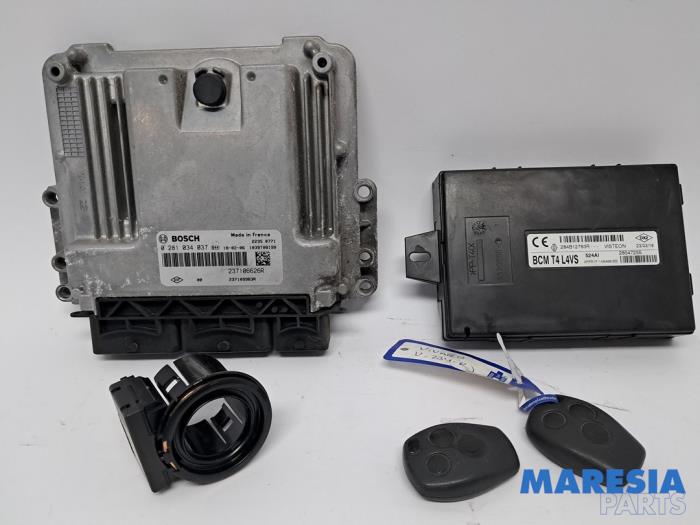 Used Engine management computer Opel Vivaro 1.6 CDTI 95 Euro 6 Price € 361,79 Inclusive VAT offered by Maresia Parts
