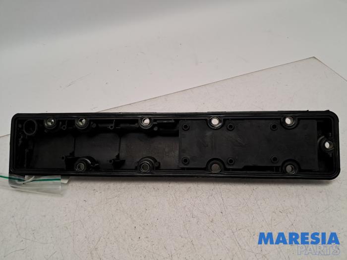 Gebrauchte Ventildeckel Peugeot 307 CC (3B) 2.0 16V Preis € 25,00 Margenregelung angeboten von Maresia Parts