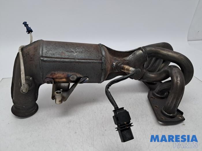 Katalysator van een Peugeot 208 I (CA/CC/CK/CL) 1.6 Vti 16V 2012