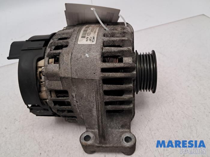 Begagnade Dynamo Fiat 500 (312) 1.2 Pris € 39,99 Marginaltabell erbjuds av Maresia Parts