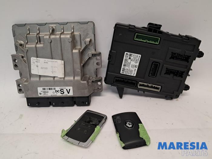 Used Engine management computer Renault Megane IV Estate (RFBK) 1.3 TCE 115 16V Price € 300,00 Margin scheme offered by Maresia Parts