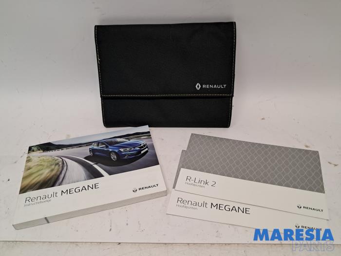 Używane Instrukcja Renault Megane IV Estate (RFBK) 1.3 TCE 115 16V Cena € 19,95 Procedura marży oferowane przez Maresia Parts