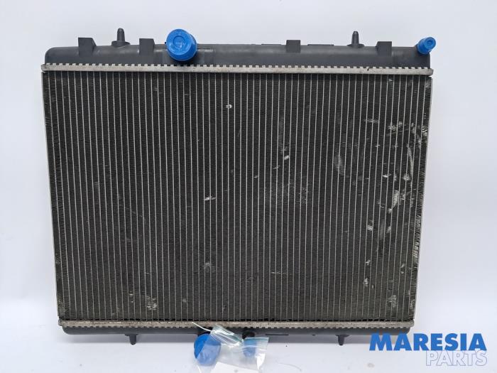 Used Radiator Peugeot 307 CC (3B) 2.0 16V Price € 20,00 Margin scheme offered by Maresia Parts