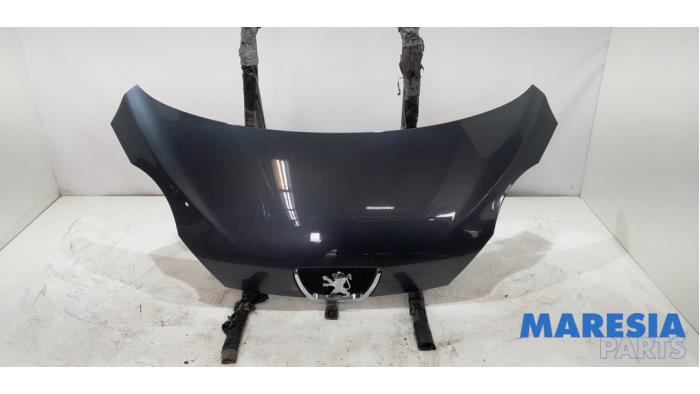 Używane Maska Peugeot 107 1.0 12V Cena € 80,00 Procedura marży oferowane przez Maresia Parts