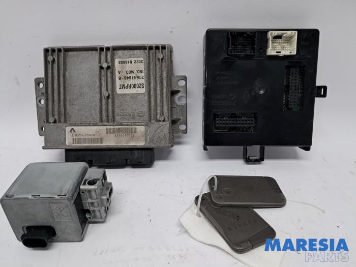 Used Engine management computer Renault Espace (JK) 2.0 16V Turbo Price € 275,00 Margin scheme offered by Maresia Parts