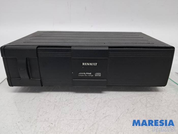 Gebrauchte CD Wechsler Renault Espace (JK) 2.0 16V Turbo Preis € 45,00 Margenregelung angeboten von Maresia Parts