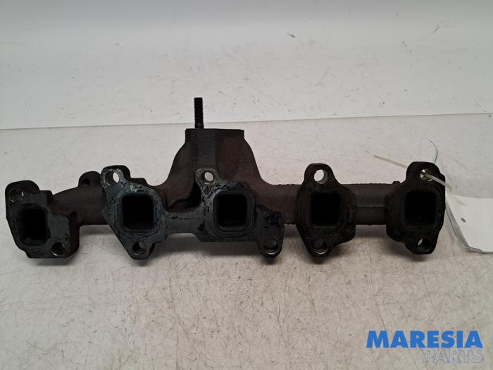 Gebrauchte Abgaskrümmer Fiat Doblo Cargo (263) 1.3 MJ 16V DPF Euro 5 Preis € 78,65 Mit Mehrwertsteuer angeboten von Maresia Parts