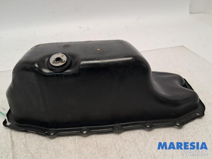 Usagé Couvercle carter Fiat Doblo Cargo (263) 1.3 MJ 16V DPF Euro 5 Prix € 30,25 Prix TTC proposé par Maresia Parts