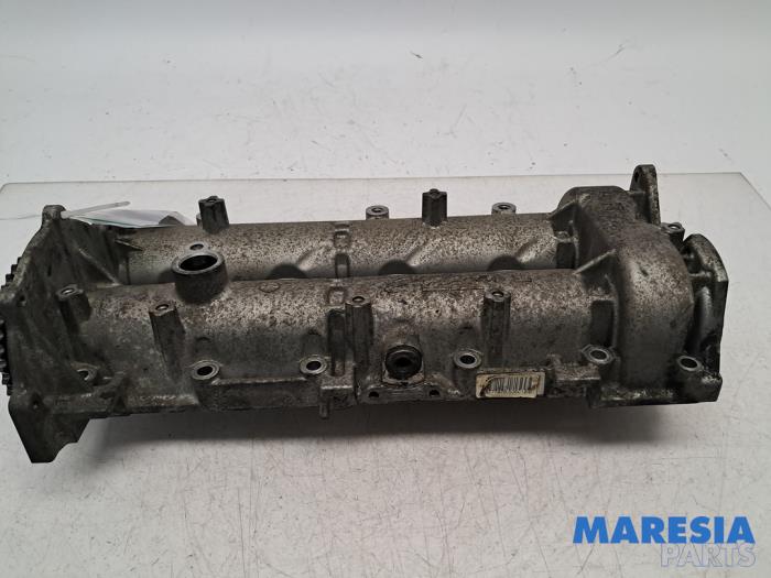 Usagé Arbre à cames Fiat Doblo Cargo (263) 1.3 MJ 16V DPF Euro 5 Prix € 272,25 Prix TTC proposé par Maresia Parts