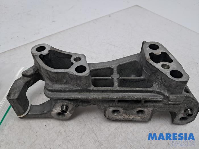 Used Engine mount Citroen C4 Grand Picasso (3A) 1.6 HDiF 115 Price € 40,00 Margin scheme offered by Maresia Parts