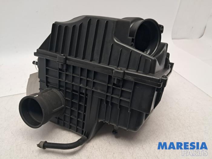 Gebrauchte Luftfiltergehäuse Renault Master III (MA/MB/MC/MD/MH/MF/MG/MH) 2.3 dCi 16V Preis € 30,25 Mit Mehrwertsteuer angeboten von Maresia Parts