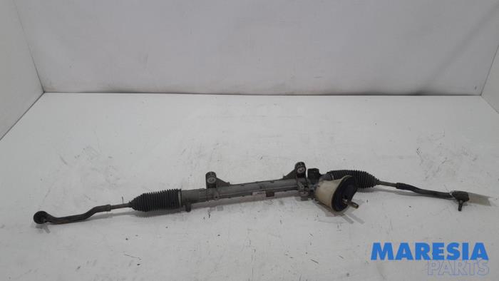 Begagnade Styrbox Renault Grand Scénic III (JZ) 1.6 dCi Pris € 85,00 Marginaltabell erbjuds av Maresia Parts