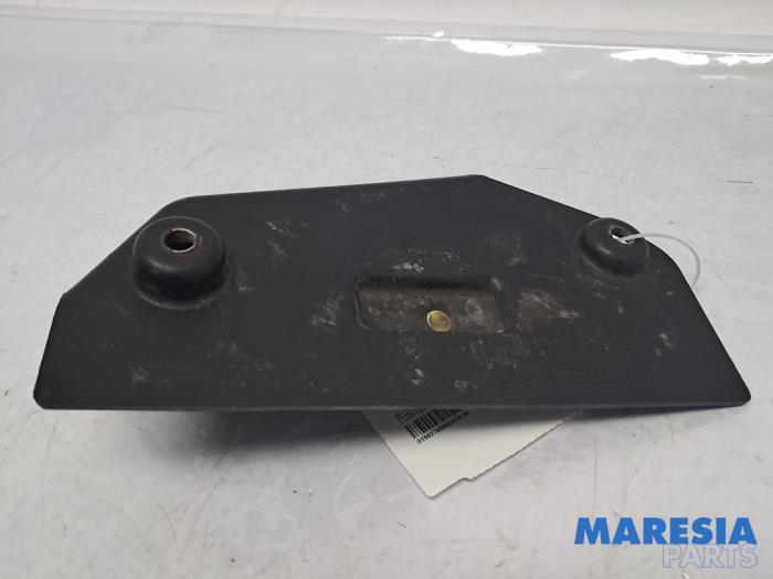 Begagnade Lufttratt Fiat Ducato (250) 2.0 D 115 Multijet Pris € 18,15 Inklusive moms erbjuds av Maresia Parts