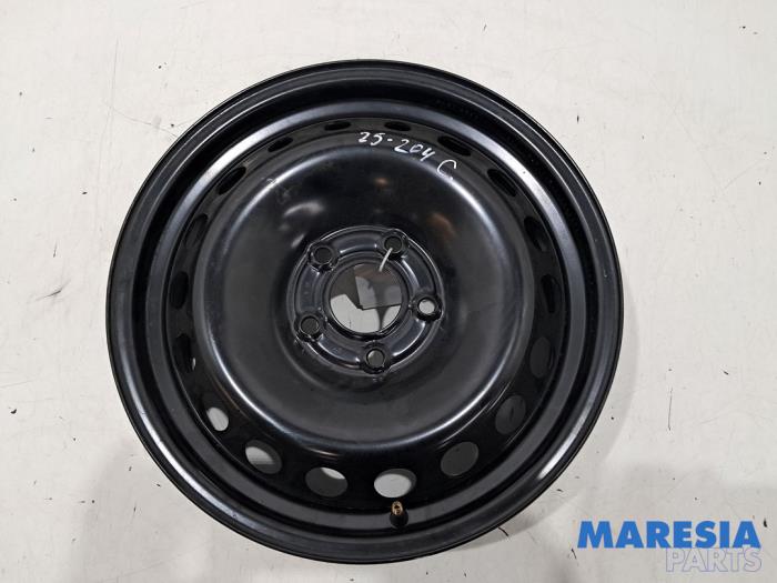 Używane Obrecz Renault Megane III Grandtour (KZ) 1.4 16V TCe 130 Cena € 24,99 Procedura marży oferowane przez Maresia Parts
