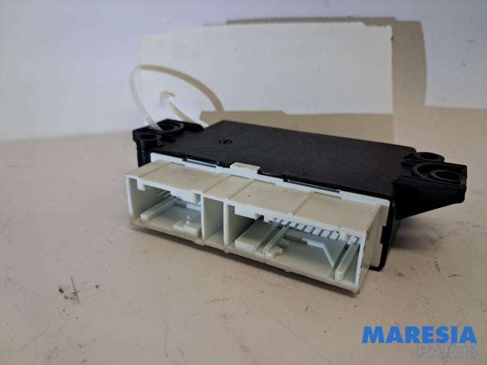 Usados Módulo PDC Alfa Romeo Junior 1.2 Hybrid Ibrida Precio € 35,00 Norma de margen ofrecido por Maresia Parts