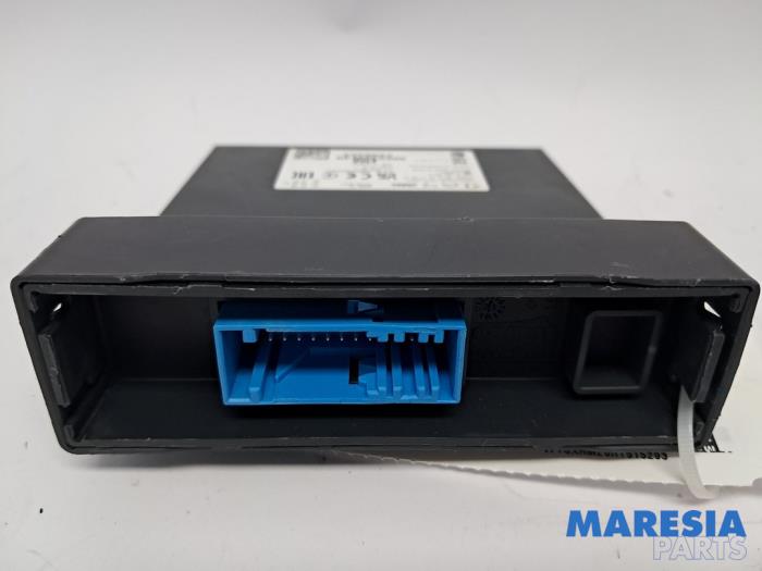 Używane Modul keyless vehicle Alfa Romeo Junior 1.2 Hybrid Ibrida Cena € 150,00 Procedura marży oferowane przez Maresia Parts