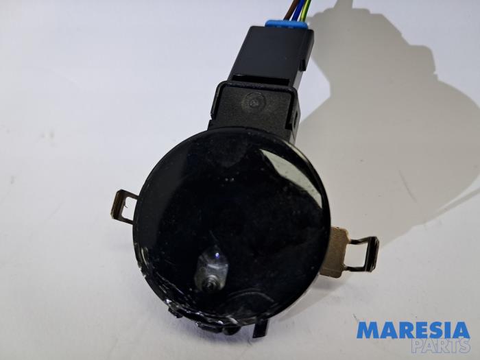 Begagnade Regnsensor Alfa Romeo Junior 1.2 Hybrid Ibrida Pris € 17,50 Marginaltabell erbjuds av Maresia Parts