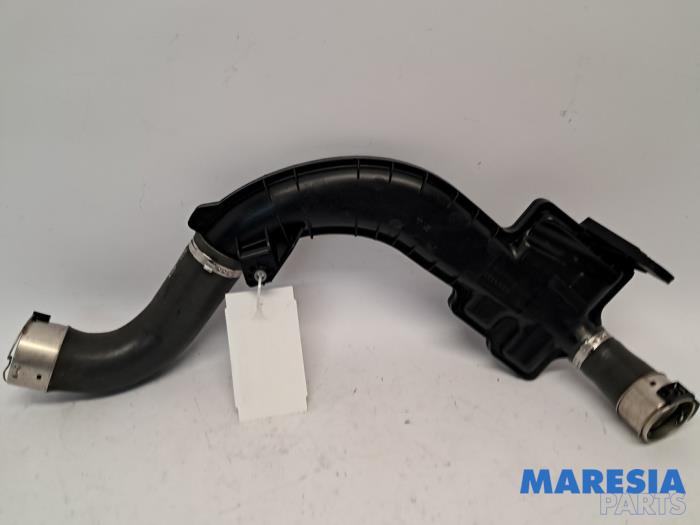 Gebrauchte Intercooler Schlauch Renault Megane III Grandtour (KZ) 1.4 16V TCe 130 Preis € 79,99 Margenregelung angeboten von Maresia Parts