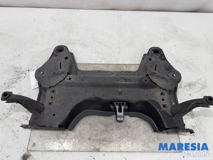 Usados Subchasis Peugeot 208 II (UB/UH/UP) 1.2 Vti 12V PureTech 75 Precio € 149,95 Norma de margen ofrecido por Maresia Parts