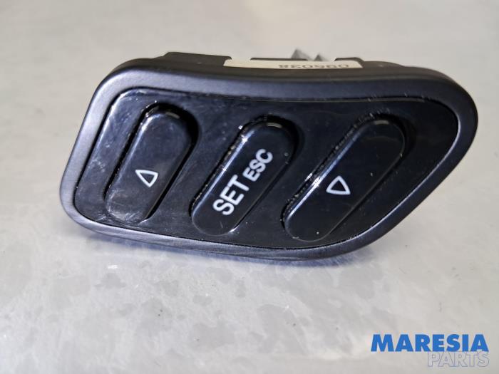 Used On-board computer controller Alfa Romeo Giulietta (940) 1.4 TB 16V MultiAir Price € 25,00 Margin scheme offered by Maresia Parts