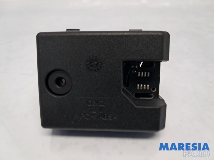 Begagnade Värmeelement Alfa Romeo Giulietta (940) 1.4 TB 16V MultiAir Pris € 47,50 Marginaltabell erbjuds av Maresia Parts