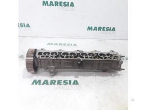 Used Camshaft Fiat Stilo MW (192C) 1.6 16V Price € 50,00 Margin scheme offered by Maresia Parts