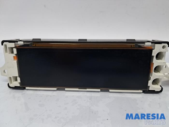 Used Interior display Peugeot Partner Tepee (7A/B/C/D/E/F/G/J/P/S) 1.6 VTI 120 16V Phase 1 Price € 65,00 Margin scheme offered by Maresia Parts