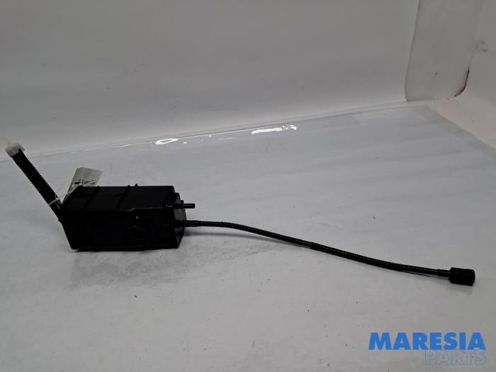 Begagnade Kolfilter Peugeot 208 I (CA/CC/CK/CL) 1.2 Vti 12V PureTech 82 Pris € 19,95 Marginaltabell erbjuds av Maresia Parts