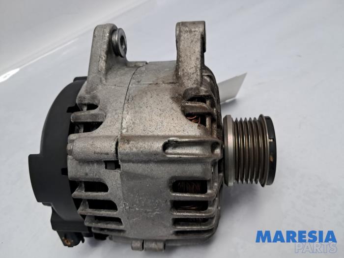 Begagnade Dynamo Peugeot 208 II (UB/UH/UP) 1.2 Vti 12V PureTech 75 Pris € 110,00 Marginaltabell erbjuds av Maresia Parts