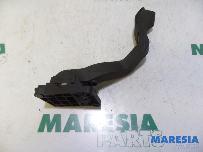 Begagnade Gaspedalsensor Peugeot 307 (3A/C/D) 1.6 16V Pris € 30,00 Marginaltabell erbjuds av Maresia Parts