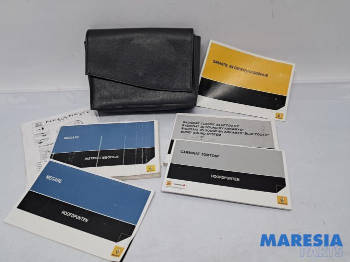 Używane Instrukcja Renault Megane III Grandtour (KZ) 1.4 16V TCe 130 Cena € 20,00 Procedura marży oferowane przez Maresia Parts