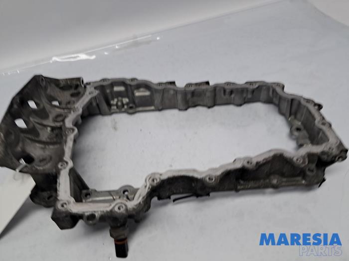 Gebrauchte Ölwanne Opel Vivaro 2.0 CDTI 122 Preis € 78,59 Mit Mehrwertsteuer angeboten von Maresia Parts